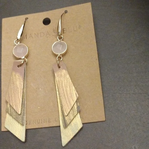 Tri Color Leather Earrings- Amanda Blue NWT - Picture 5 of 8